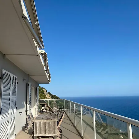 Apartamento Attico Sul Mare Grimaldi (Liguria)