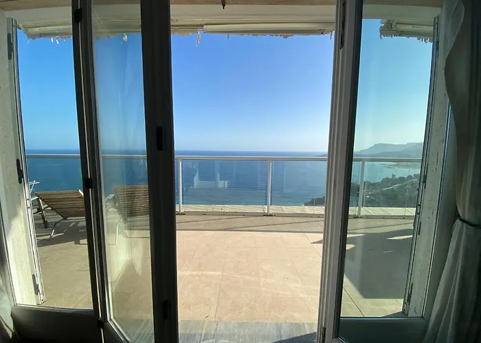 Attico Sul Mare Appartamento *