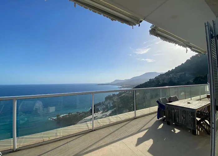 Attico Sul Mare Grimaldi (Liguria)